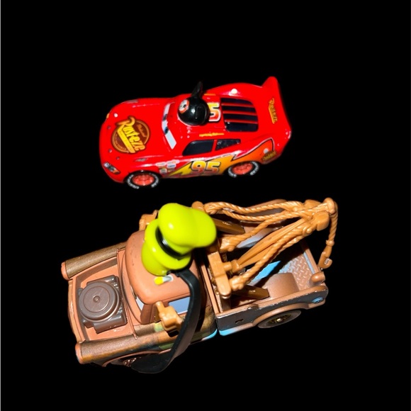 McQueen and Mator Disney collection - Picture 2 of 2